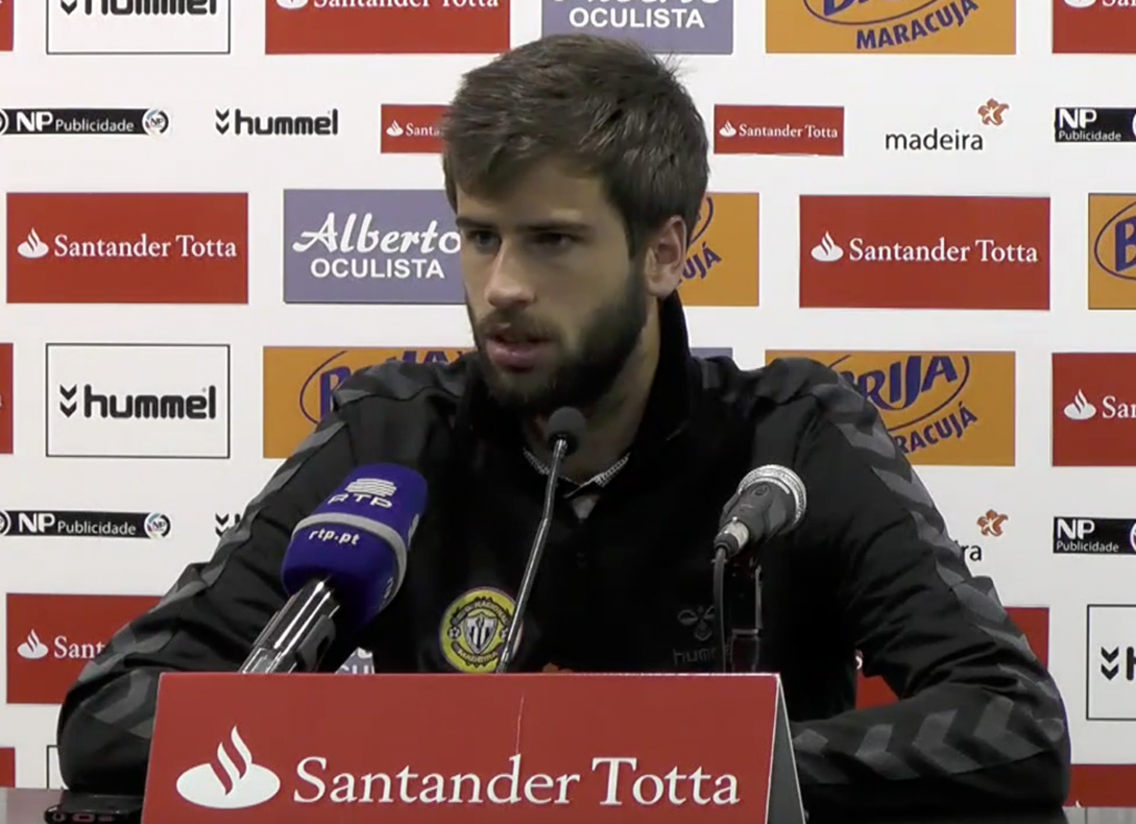 Rui Correia assume que só a vitória interessa Clube Desportivo