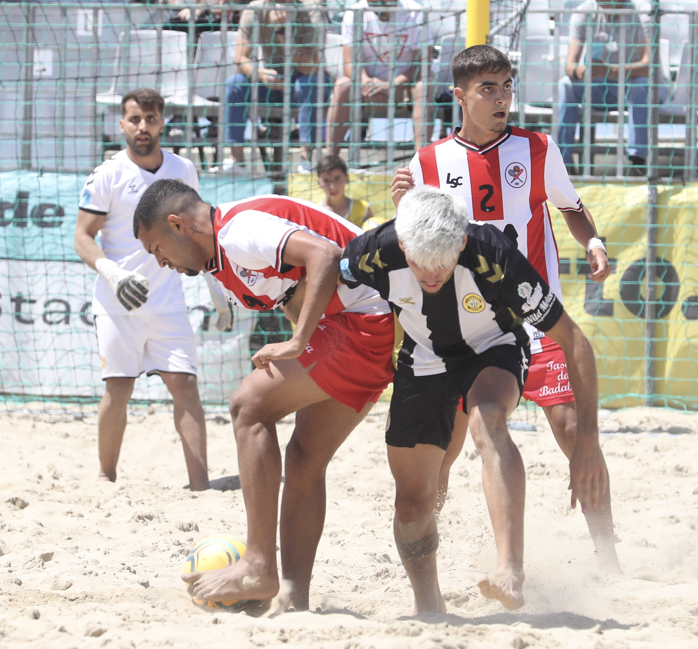 Liga Algarve Futebol de Praia: CD Odiáxere 12-2 GEJUPCE
