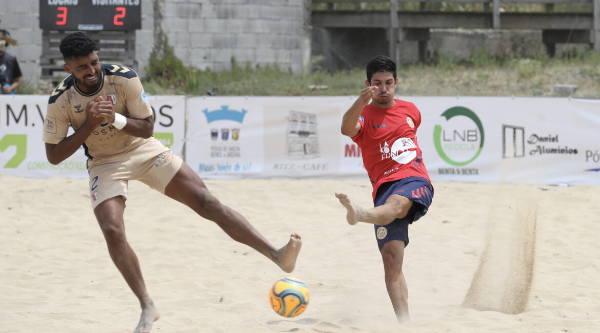 Jogadores o ACD O Sótão convocado para a Seleção Nacional de Futebol de  Praia