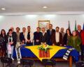 Comitiva alvi-negra recebida na Casa da Madeira nos Açores