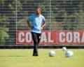 Treino no Campo do Centenário antes da partida para estágio